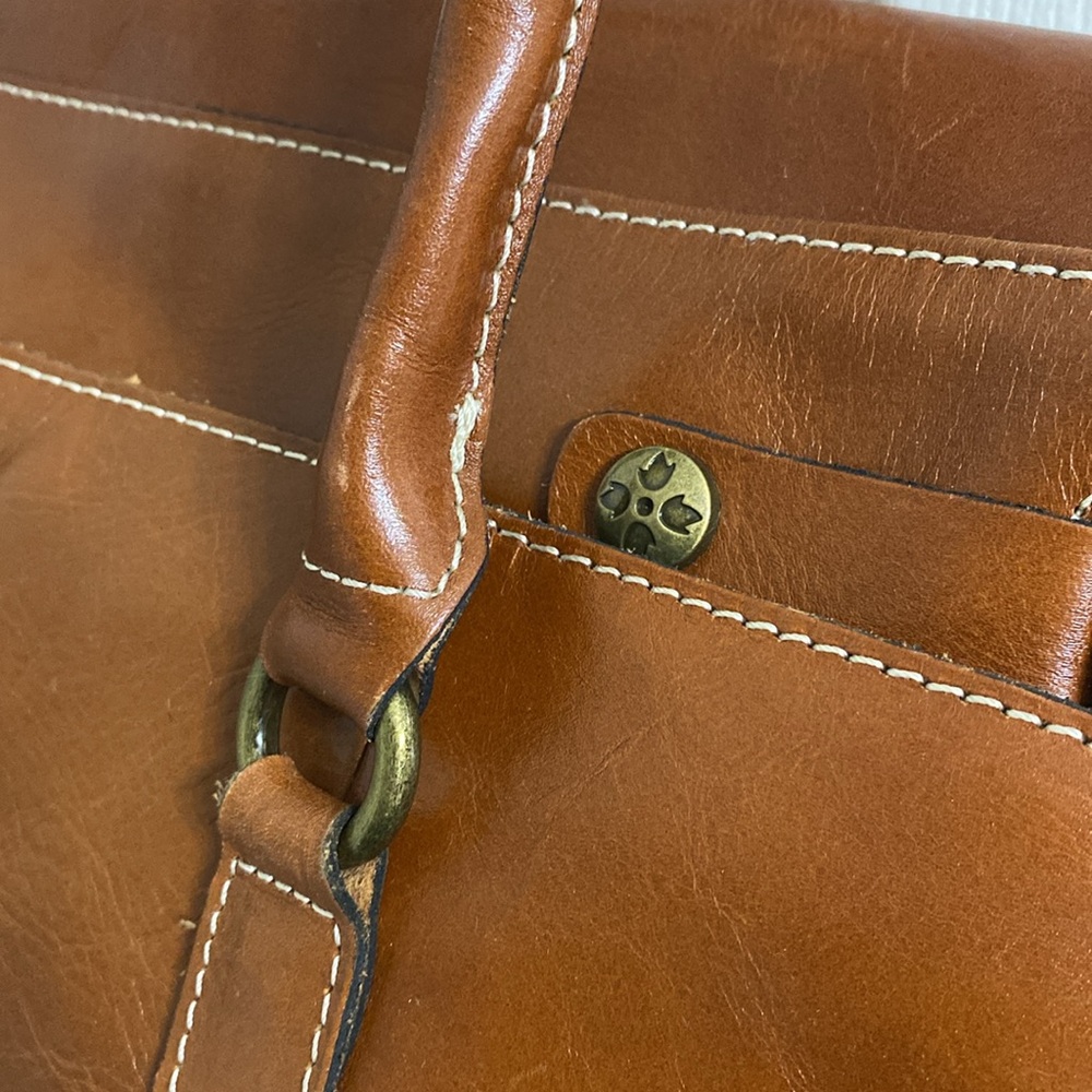 Patricia Nash Shoulder Bag - Picture 3 of 12